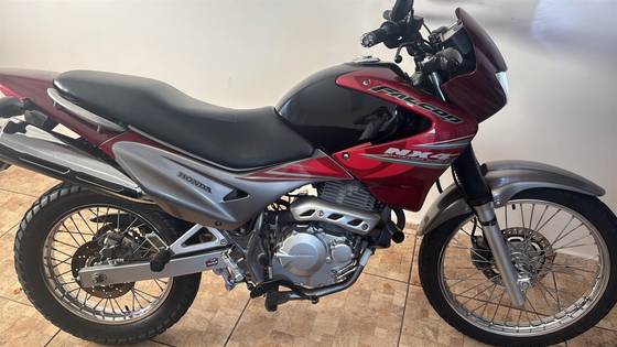 HONDA NX4 FALCON 